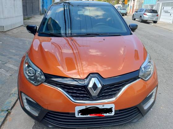 RENAULT CAPTUR 1.6 16V SCE FLEX LIFE X-TRONIC RENAULT CAPTUR 1.6 16V SCE FLEX LIFE X-TRONIC